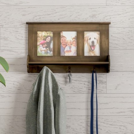 HASTINGS HOME Wall Shelf and Picture Collage with Ledge, 3 Hanging Hooks, Frame Decor Shelving Holds 4x6 Photos 111985UUV